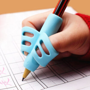 1-3 Pcs Children Writing Pencil Pen Holder Kids Learning Practise Silicone Pen Aid Posture Correction Device for Students 1