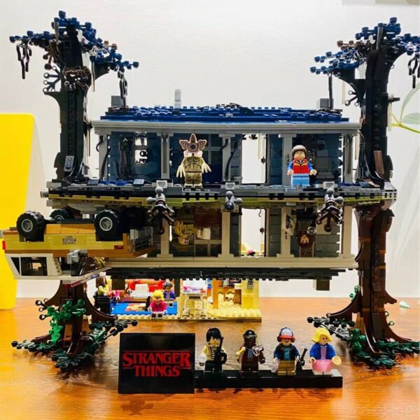 2022 New 2499Pcs Stranger Things The Upside Down Compatible 75810 Model Building Blocks Bricks Set Toys For Children Gift 6