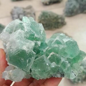 Natural Soft Sweets Fluorite Rough Stone Crystal Energy Healing Home Office Decoration Gifts 2