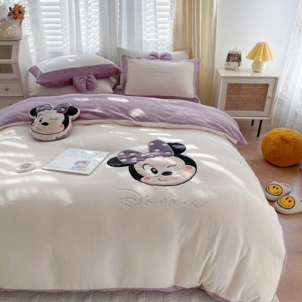 Disney Milk Velvet Four Piece Set Cartoon Minnie Applique Embroidered Quilt Cover Three Piece Set of Student Bedding 4