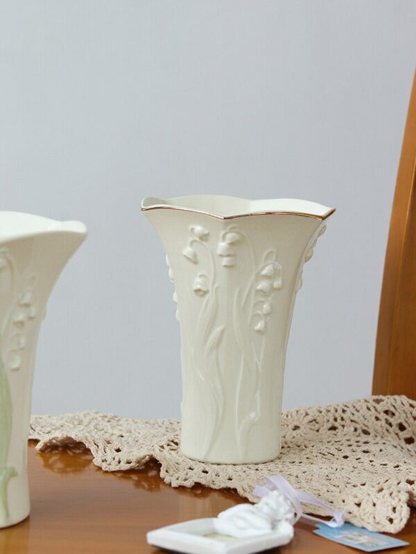 Lily Of The Valley Vase Ivory Porcelain Relief Flower Vase Ceramic Dried Flower Arrangement Utensils Office Home Decoration 3