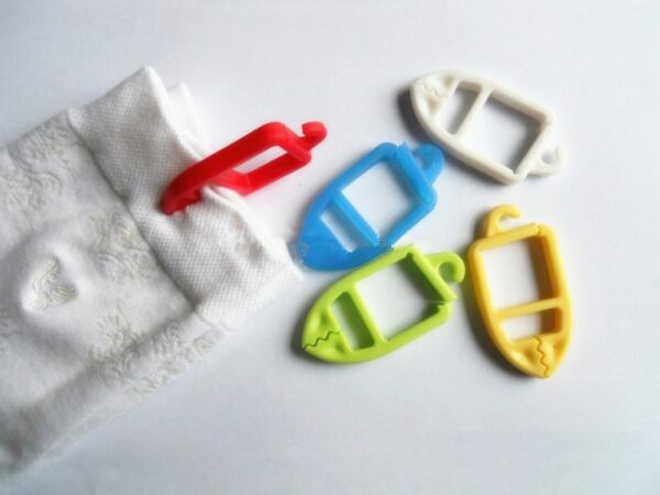 2000 Pcs/Lot Sock Clips Colorful Sock Organizers Sorters Holders 3